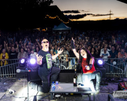Maggy Luyten (vocals), Christophe Godin (guitar, vocals).
Akoustik' Thrill @ Festiverbant, Festival Rock Compesières (Geneva), Switzerland, 20.08.2022.
(c) Christophe Losberger