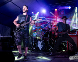 Al Castro (vocals, guitar), Jay (bass), Matt Sink (drums).
Killing Volts @ Festiverbant, Festival Rock Compesières (Geneva), Switzerland, 20.08.2022.
(c) Christophe Losberger