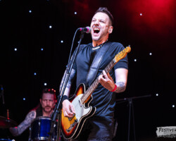 Chris Wall (vocals, guitar, harmonica), VG Greg Richardson (drums).
Spit Reckless @ Festiverbant, Festival Rock Compesières (Geneva), Switzerland, 19.8.2023.
(c) Christophe Losberger